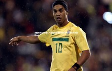 易胜博体育-中国队力克强敌挺进亚洲杯决赛，赛场气氛震撼人心